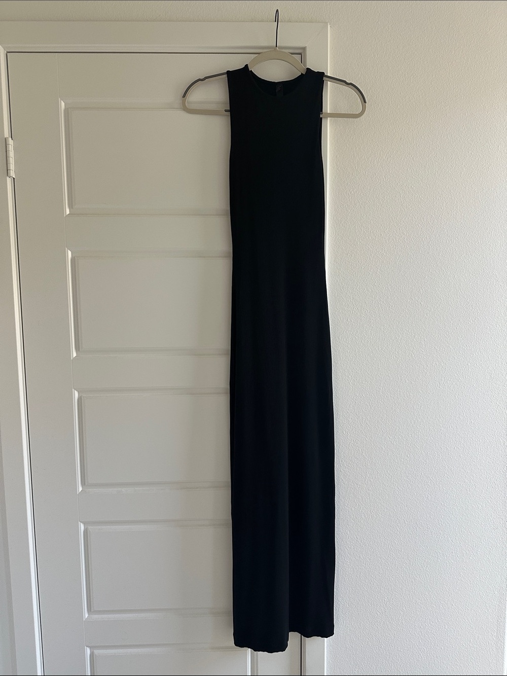 NWOT SKIMS Black Sleeveless Ribbed Maxi Dress Small